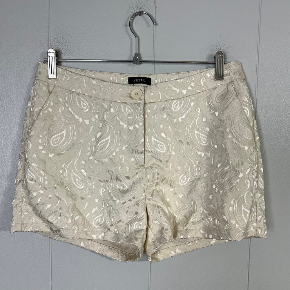 Verty Ivory Shorts Womens Large Satin Sheen Dressy Tailored